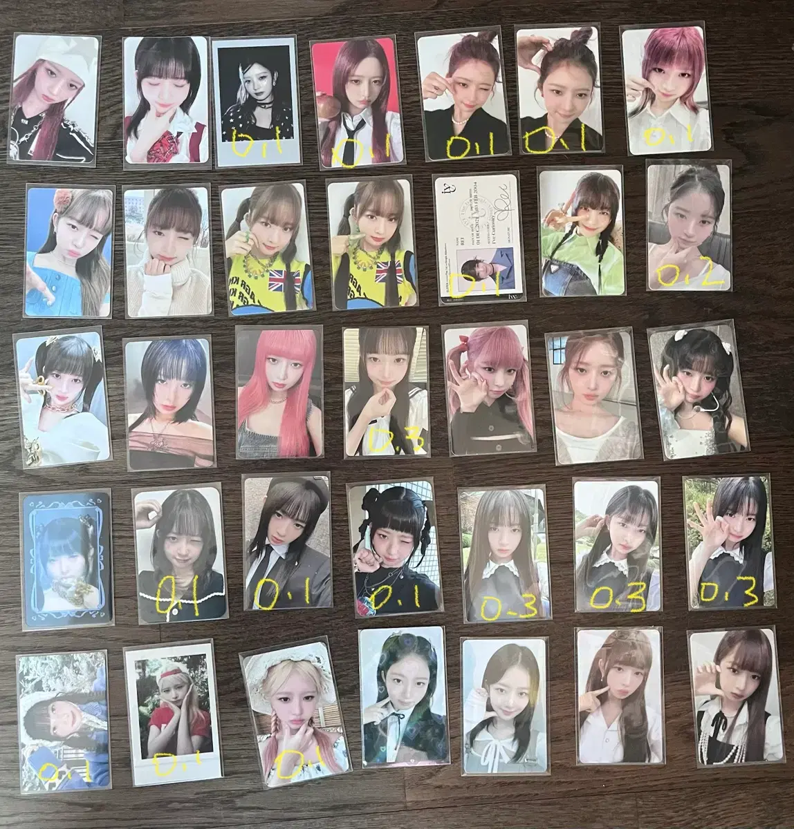 https://media.bunjang.co.kr/product/411510709_1_1780218195_w{res}.jpg